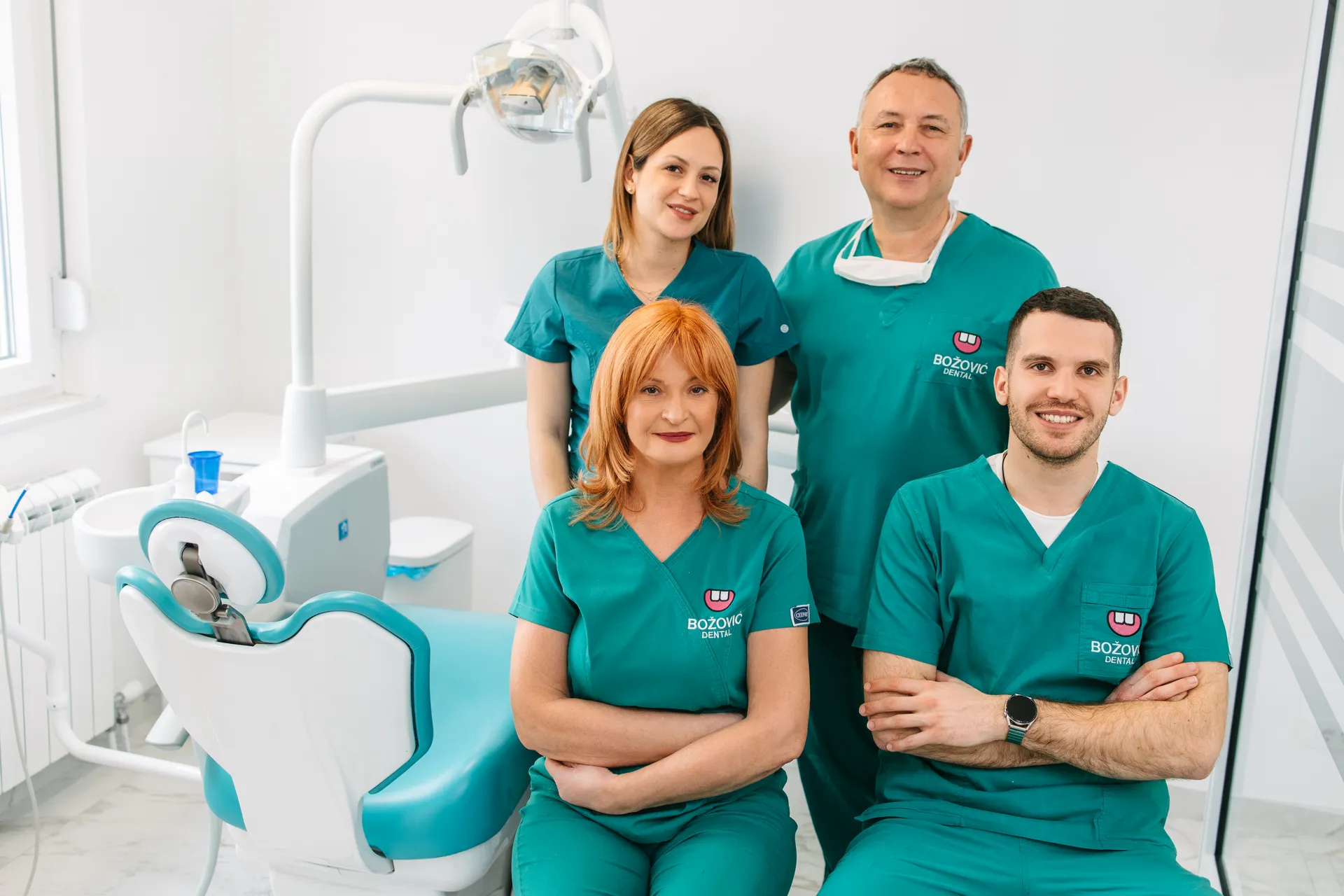 Božović Dental tim na okupu.