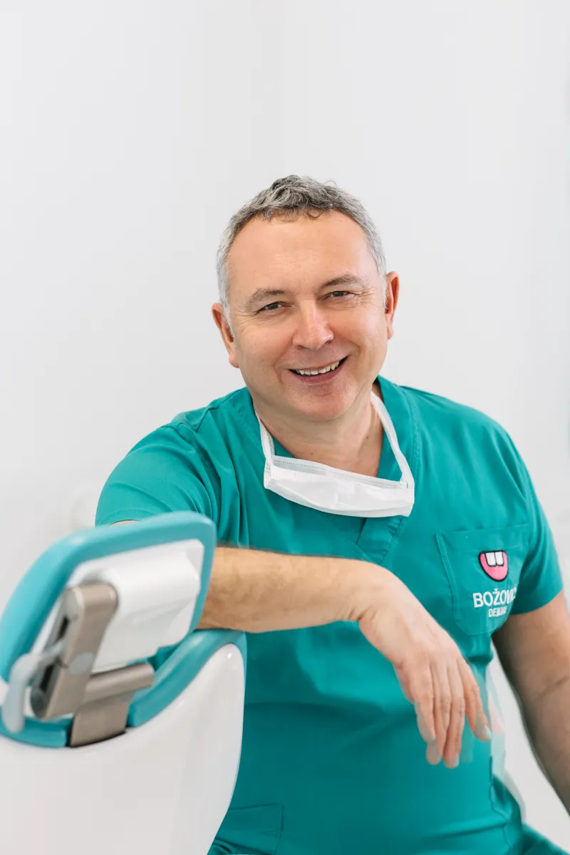 Dr spec. Nebojša Božović