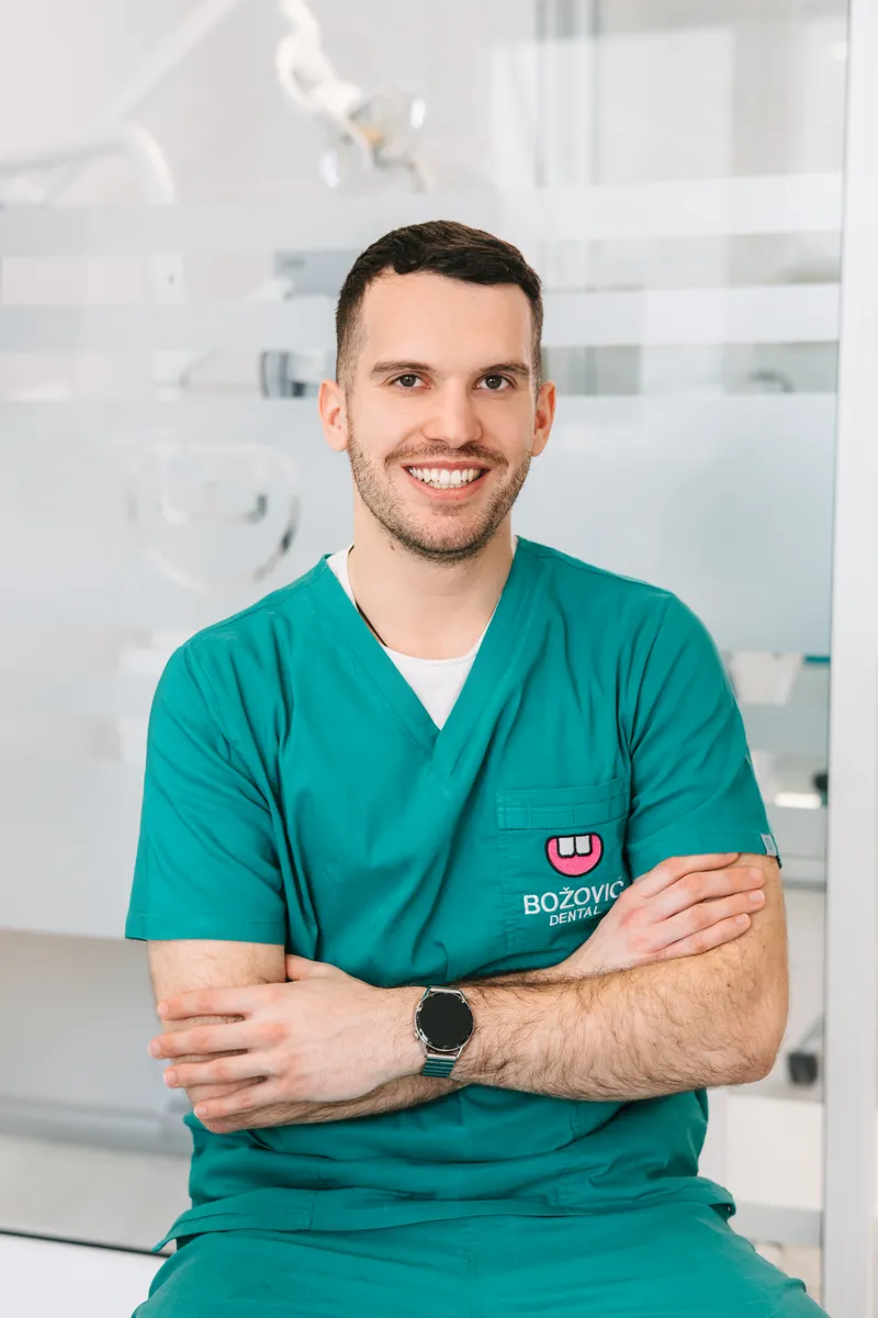 Dr Momir Božović